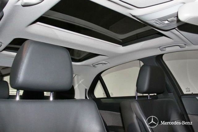 MERCEDES E CLASS (01/11/2012) - 